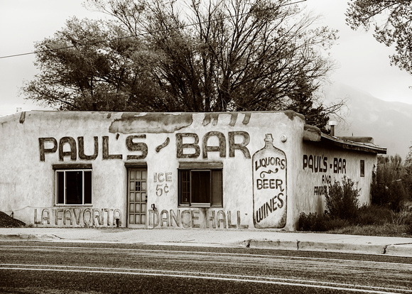 2023 Pauls Bar Ranchos de Taos_9192